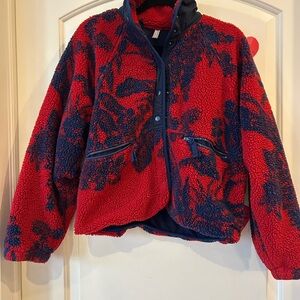 Free People FP Movement Sherpa Fleece With Buttons  – Size small
